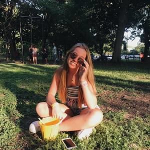 Meet your Posher, Kimberly